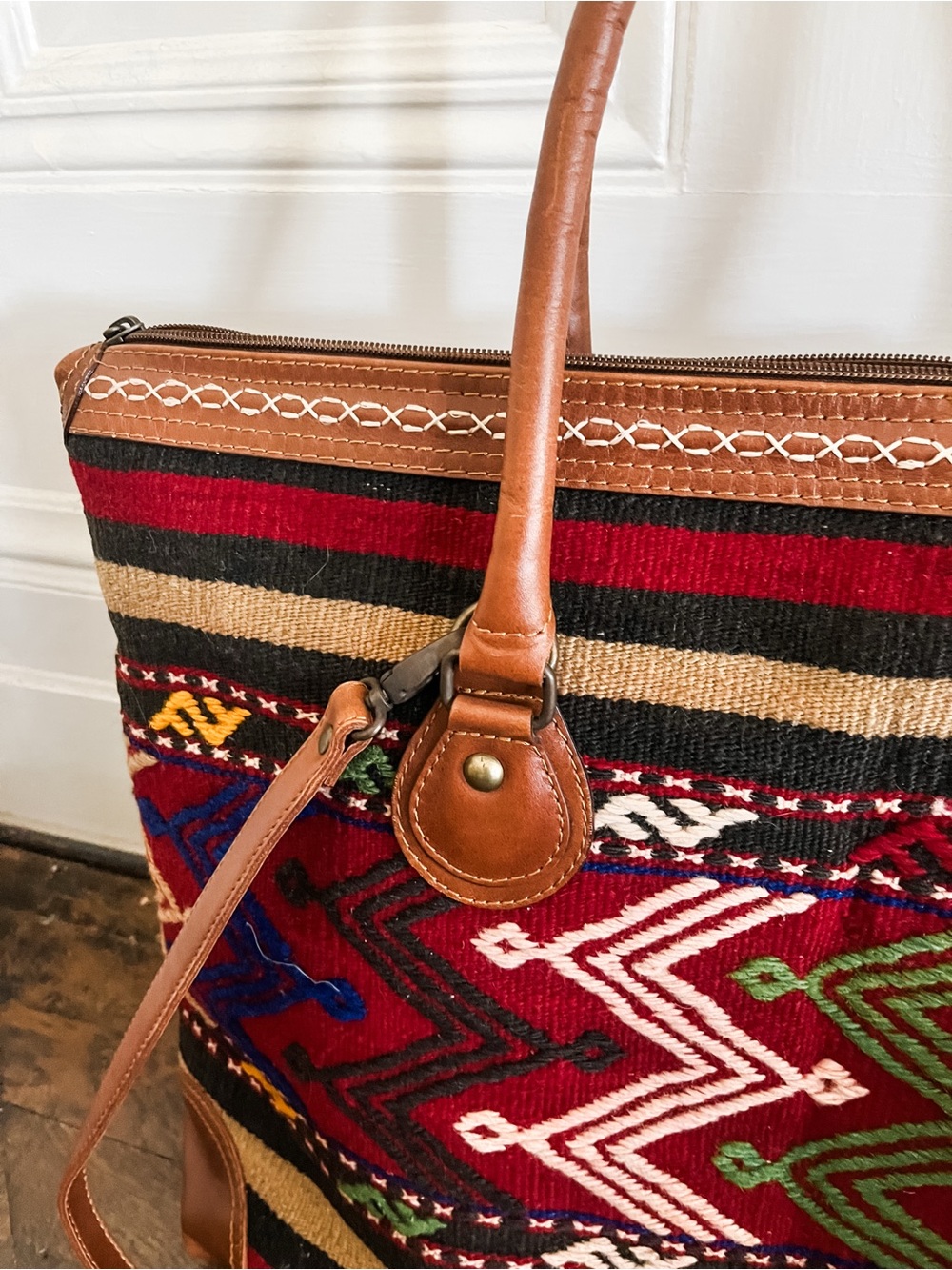 Kilim weekender Tote Bag with Brown Leather Trim - Red/Multicolor - Picture 3 of 8